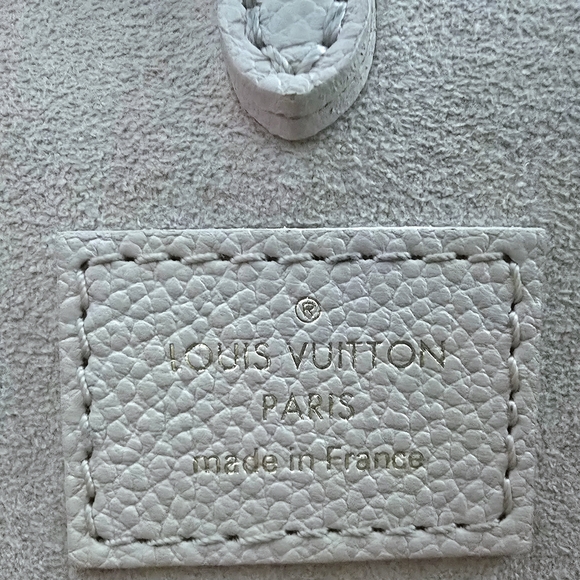 Louis Vuitton OnTheGo MM Limited Edition Spring In The City 2022 Empreinte - Picture 15 of 16